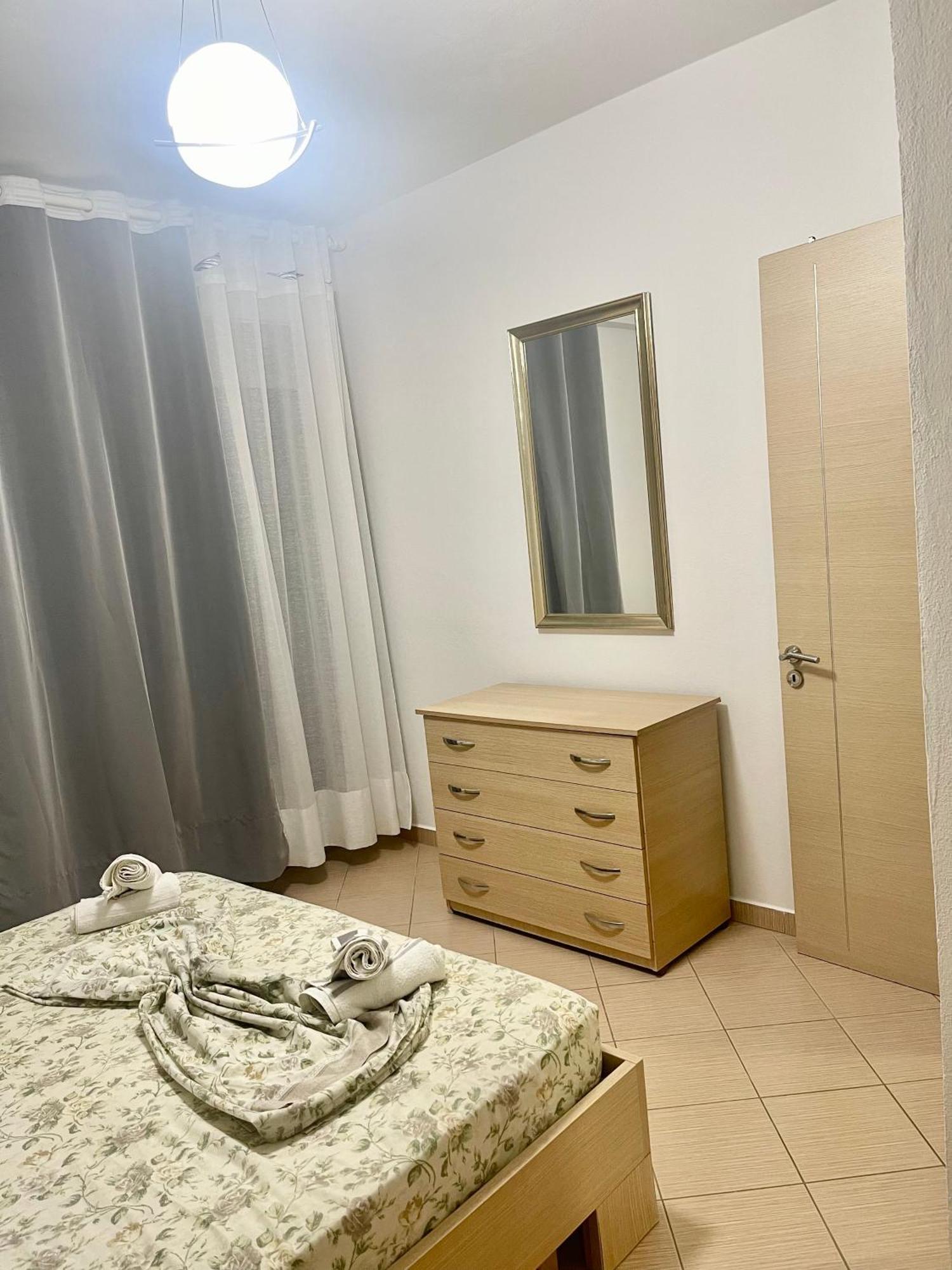 Beach Apartments Дуррес Экстерьер фото