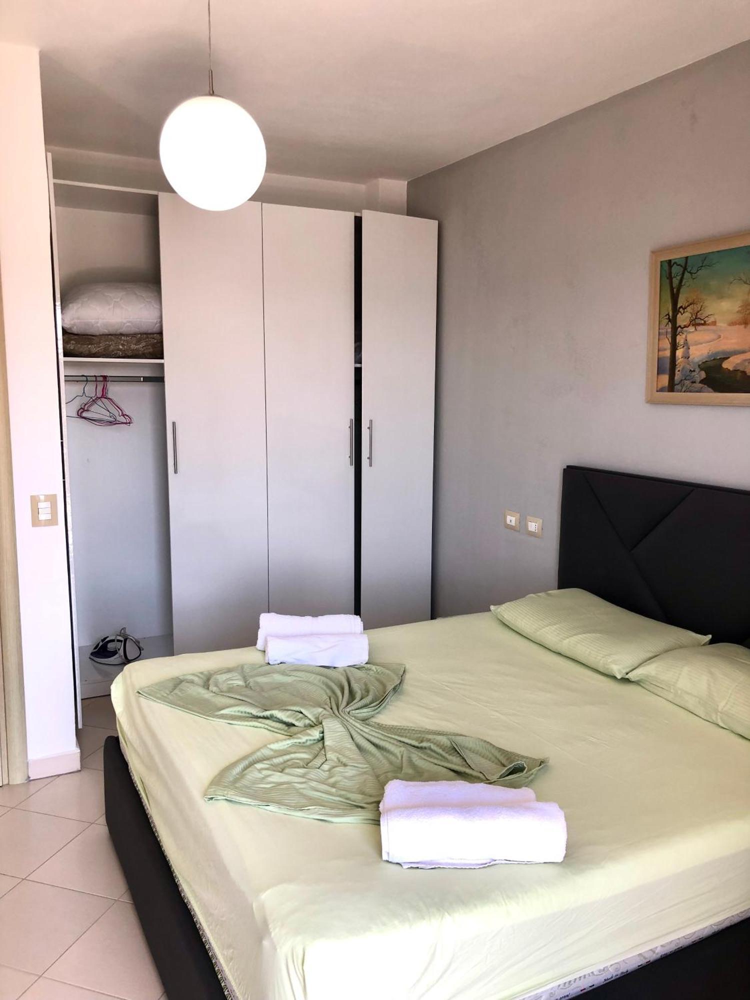 Beach Apartments Дуррес Экстерьер фото