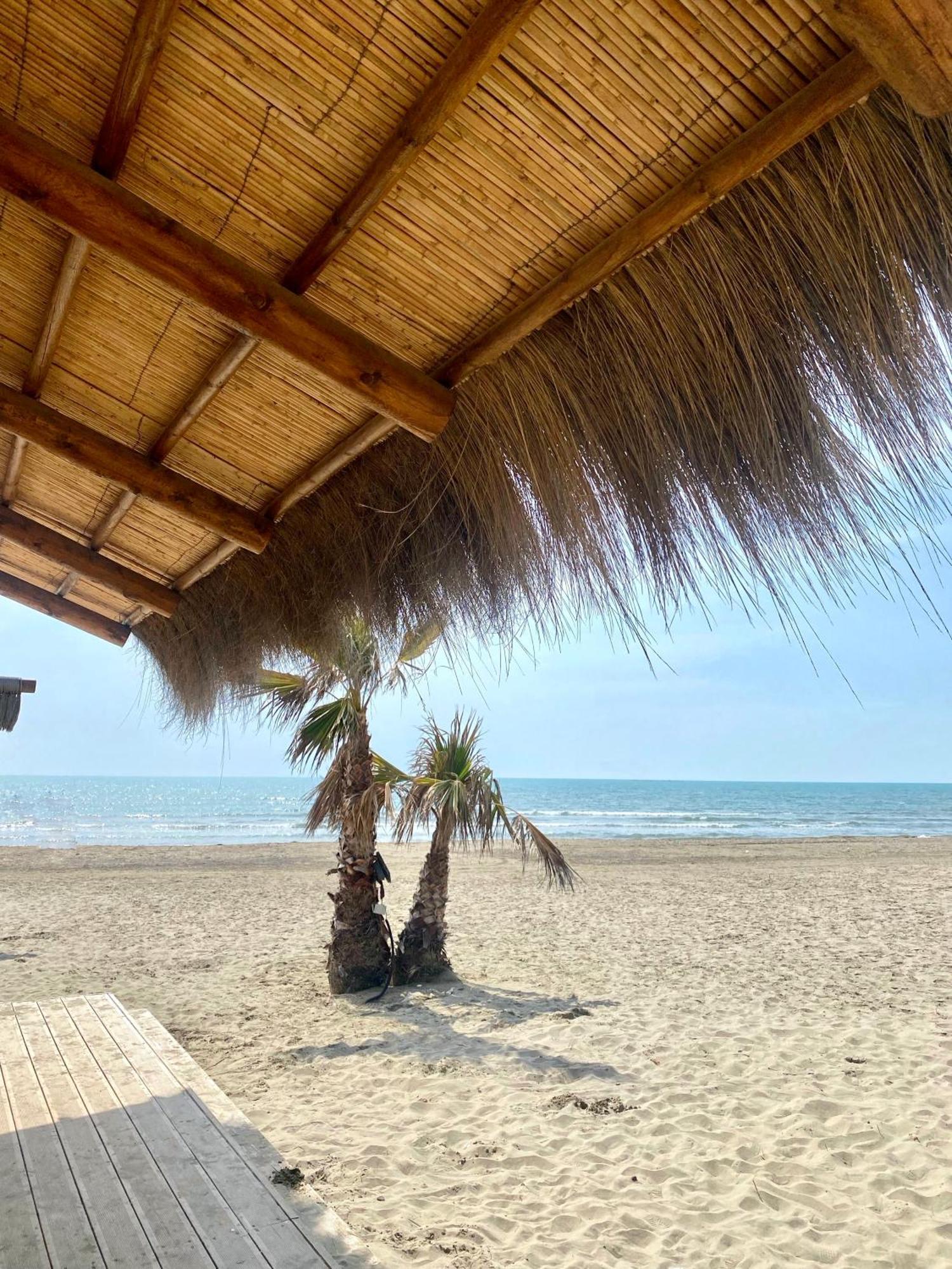 Beach Apartments Дуррес Экстерьер фото